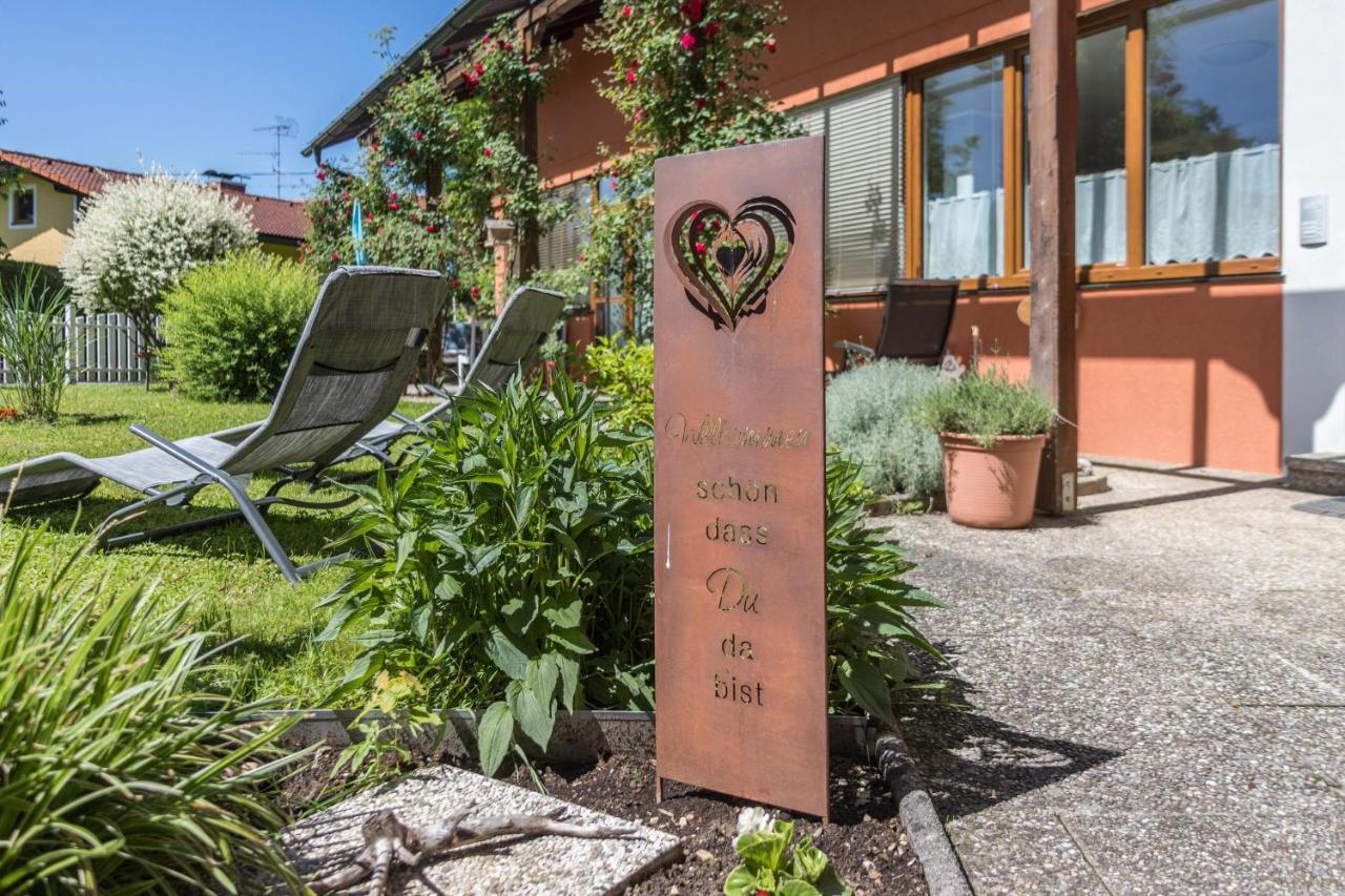 Fewo Im Gaestehaus Maximilian Eggelsberg المظهر الخارجي الصورة